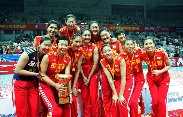 Miembros Del Equipo Voleibol Femenino Nacional Chino Posan Para Fotógrafos —  Fotos de Stock