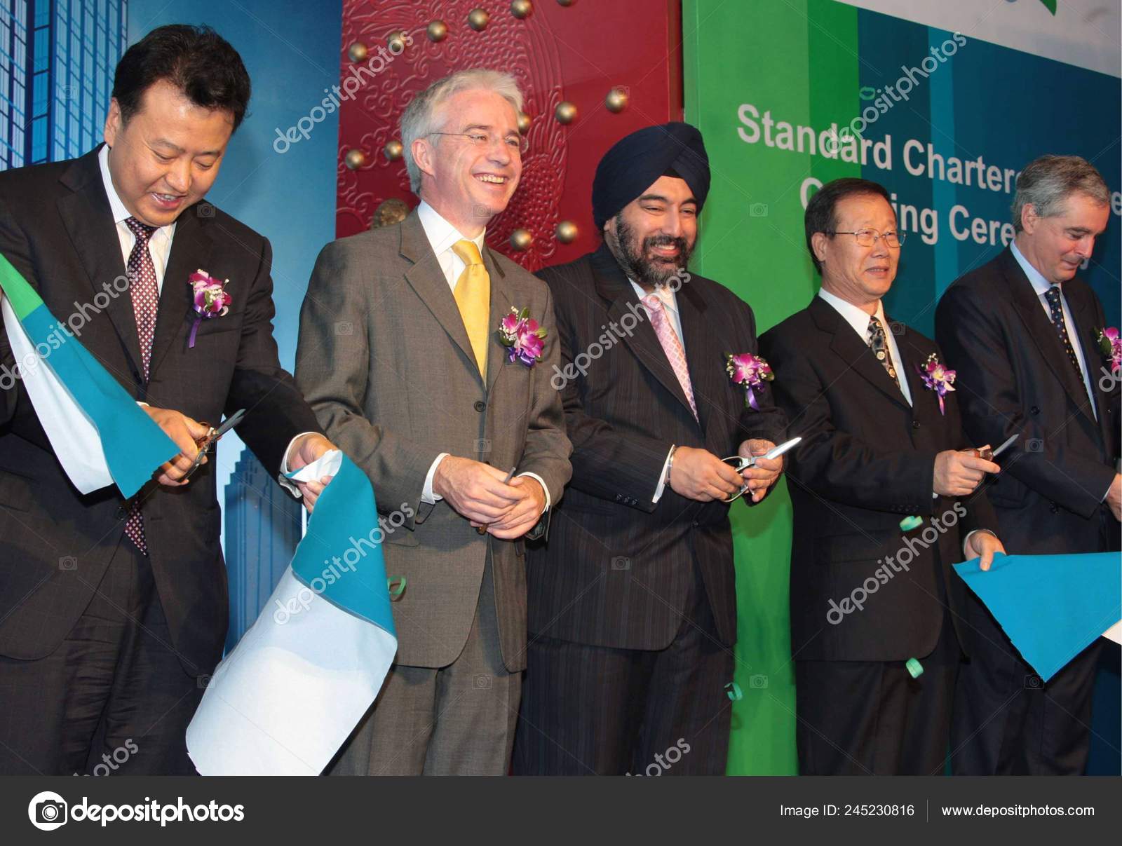 Peter Sands Ceo Standard Chartered Group Jaspal Bindra Ceo Standard peter-sands-ceo-standard-chartered-group-jaspal-bindra-ceo-standard
