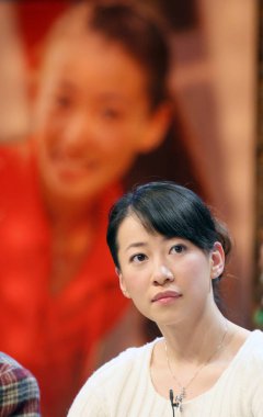 --FILE-- Jin Jing, the Chinese disabled torchbearer, participates in a TV talk show in Shanghai, April 20, 2008 clipart