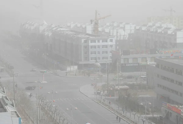 Sandstorm Träffar Turpan Huvudstad Nordvästra Chinas Xinjiang Uygur Autonoma Regionen — Stockfoto