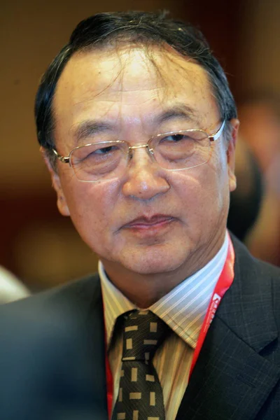 联想集团董事长 联想控股总裁 Ceo 于2009年10月24日在中国上海举行的论坛上观看 — 图库照片