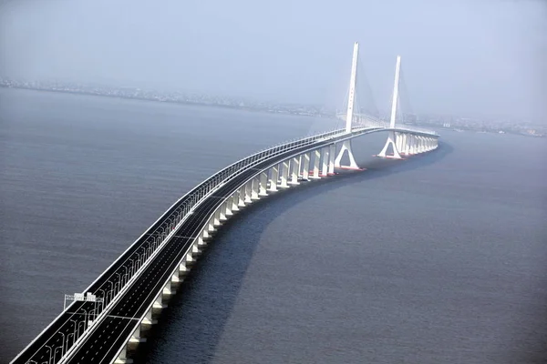 Vue Aérienne Pont Fleuve Yangzi Shanghai Qui Relie Les Îles — Photo