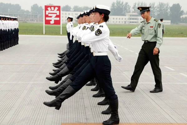 Officier Chinois Alp Dirige Des Femmes Soldats Lors Une Séance — Photo