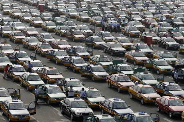 Utsikt Över Taxibilar Park Peking Juni 2008 — Stockfoto