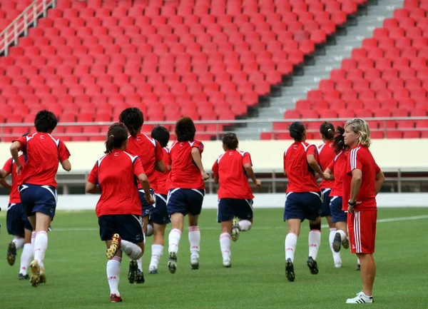 Entrenadora Jefe Marika Domanski Lyfors Derecha Observa Los Jugadores Selección — Foto de Stock