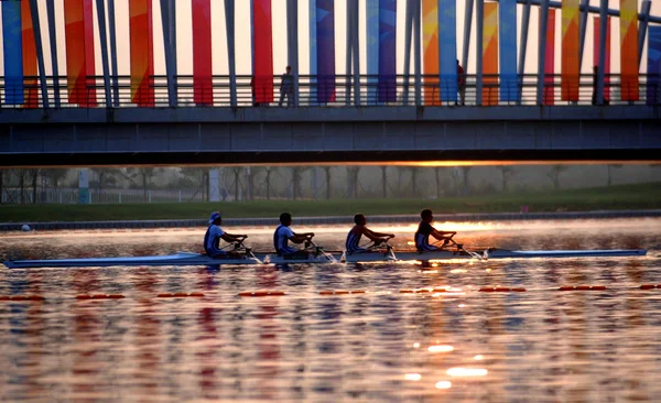 Concursantes Durante Una Competición 2007 Campeonato Mundial Remo Junior Fisa — Foto de Stock