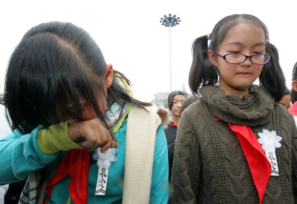 Çinli Genç Öğrenciler Hala Durmak Kunming Şehirde Kunming Kentinde Güneybatı — Stok fotoğraf