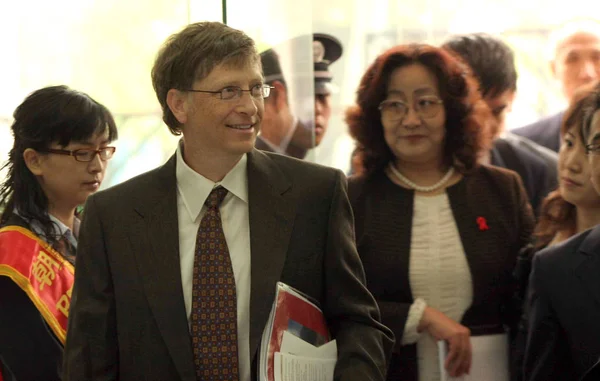 Leder Microsoft Bill Gates Besøker Chaoyang District Diseases Prevention Control – stockfoto