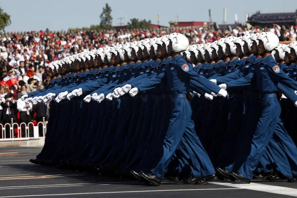 Estudiantes Pilotos Chinos Del Epl Ejército Popular Liberación Desfilan Frente — Foto de Stock