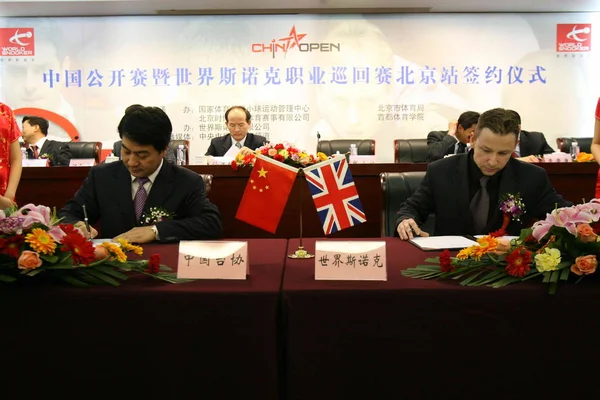 Simon Leach Kina Turneringen Direktören För World Snooker Och Zhang — Stockfoto