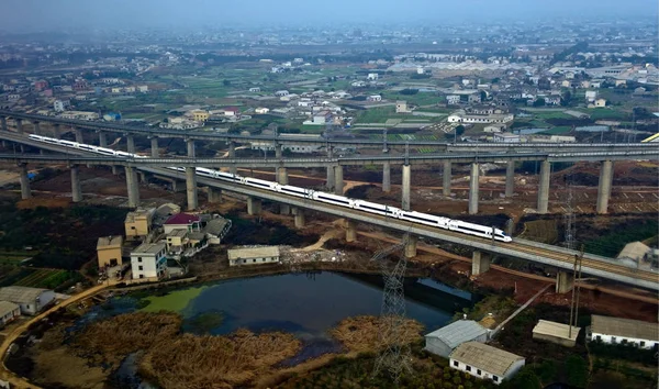 Vista Aérea Tren Crh China Railway High Speed Que Circula — Foto de Stock