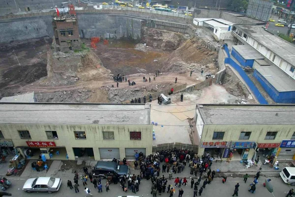 Right Middle Excavated Construction Pit Light Rail Station Yangjiaping Stands — Stock Photo, Image
