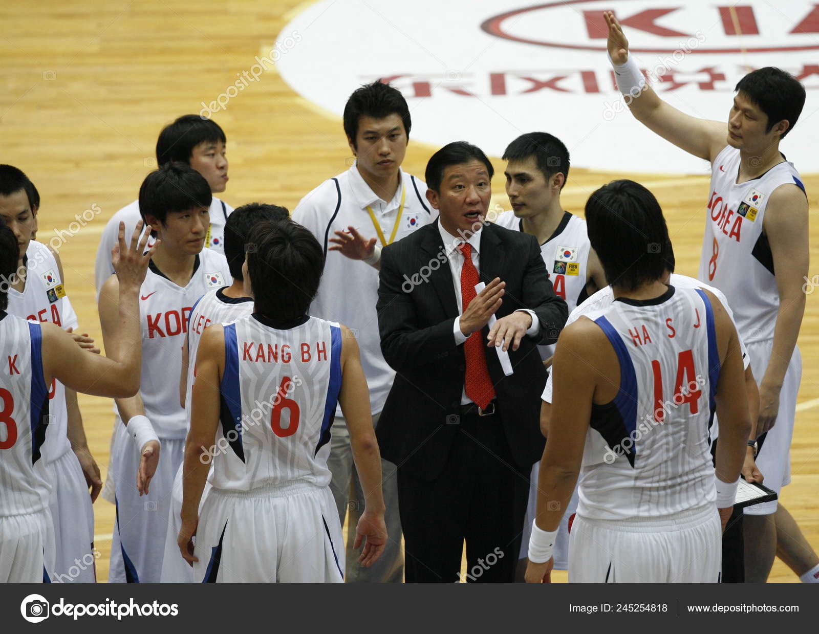 basketball team members