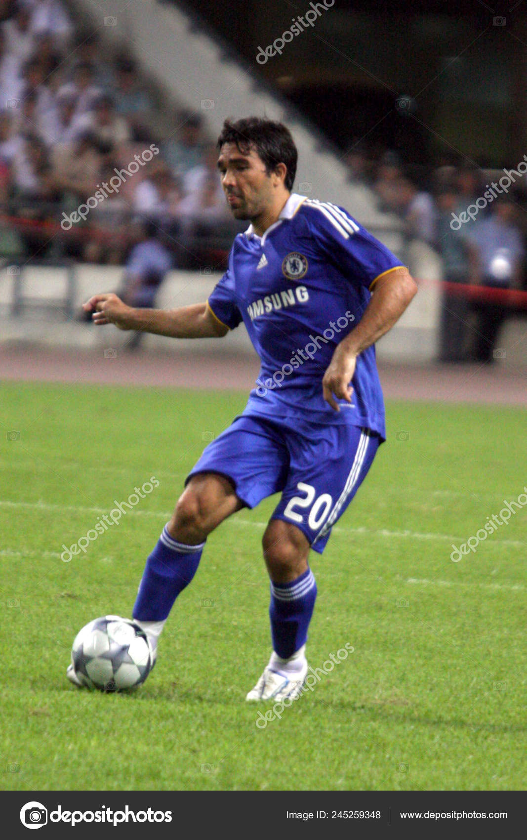 Chelseas Anderson Deco Дриблинг Матче Chelsea Guangzhou China.