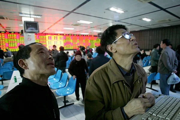 Çin Hissedarlar Komisyonculuk Şanghay Vasıl Belgili Tanımlık Perde Üzerinde Fiyat — Stok fotoğraf