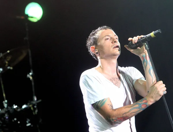 Chester Bennington Bize Rock Grubu Linkin Park Gerçekleştirir Shanghai China — Stok fotoğraf