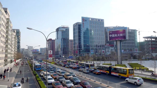 2008年3月24日 北京の中国シリコンバレーとして知られる中関省の交通と建物の眺め — ストック写真