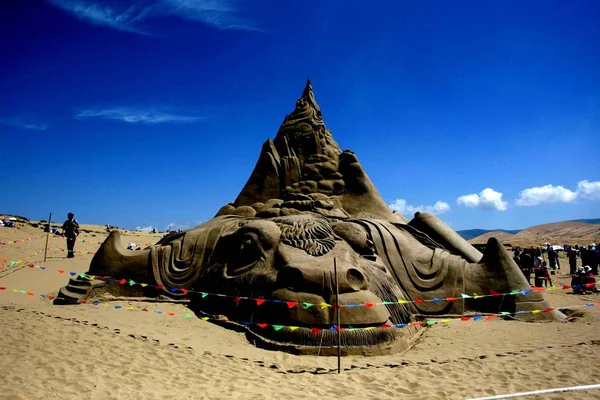 Uma Escultura Areia Forma Antílope Tibetano Vista Durante Primeiro Qinghai — Fotografia de Stock