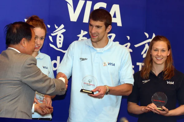 Nadador Estadounidense Michael Phelps Segundo Derecha Que Ganó Récord Medallas — Foto de Stock