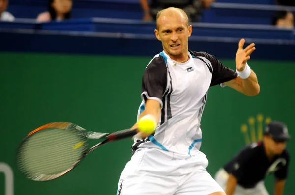 Nikolay Davidenko Aus Russland Gibt Einen Schuss Gegen Rafael Nadal — Stockfoto