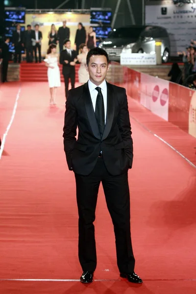 Acteur Hongkongais Daniel Pose Sur Tapis Rouge Avant Les Golden — Photo