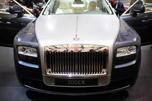 Ein Rolls Royce Ghost 200Ex Wird Auf Der Auto Shanghai — Stockfoto