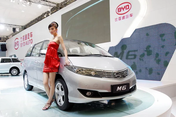 2009年4月27日 Byd 在中国上海车展期间的模型 — 图库照片