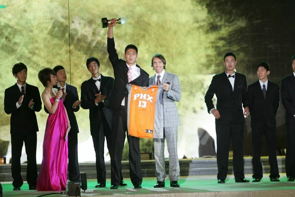 Jogador Nba Steve Nash Phoenix Suns Apresenta Sua Camisa Para — Fotografia de Stock