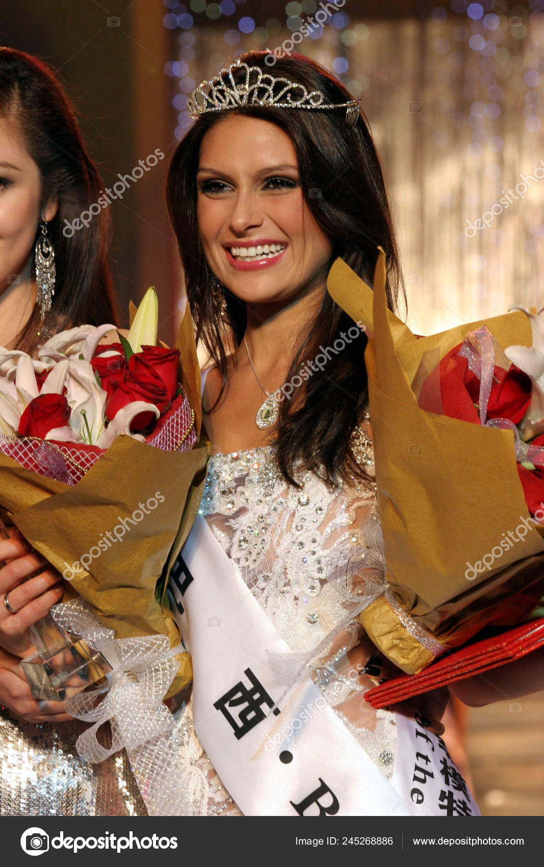 Мисс Бразилия Наталья Гимараес Чемпионка Празднует Финале Top.