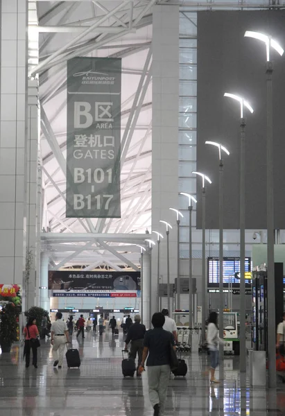 Interieur Van Nieuwe Baiyun International Airport Guangzhou Zuid Chinas Provincie — Stockfoto
