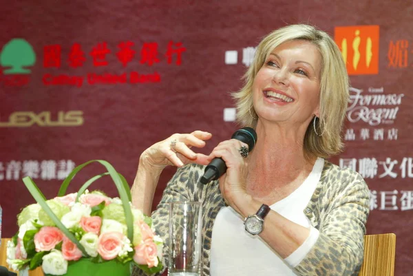 Cantante Actriz Australiana Olivia Newton John Habla Durante Conferencia Prensa —  Fotos de Stock