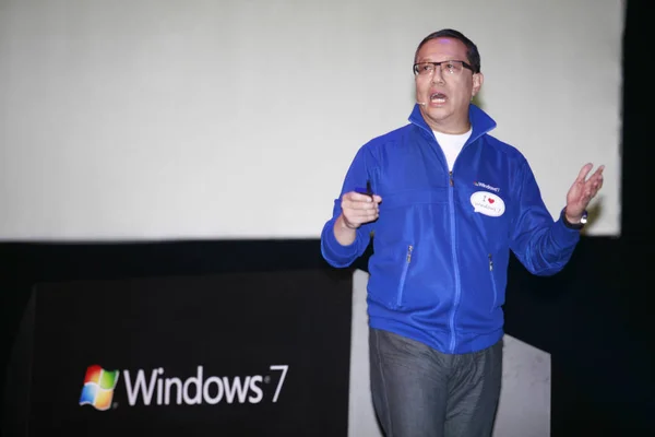 Simon Leung Președinte Ceo Microsoft Greater China Introduce Microsoft Windows — Fotografie, imagine de stoc