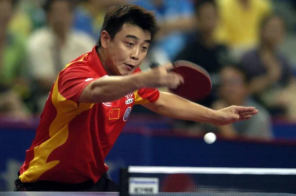 Chinas Wang Hao Compete Contro Suo Compagno Squadra Wang Liqin — Foto Stock