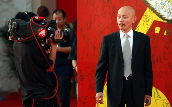 Китайский Актер Джи Позирует Красной Дорожке Перед Премией Huabiao Film — стоковое фото