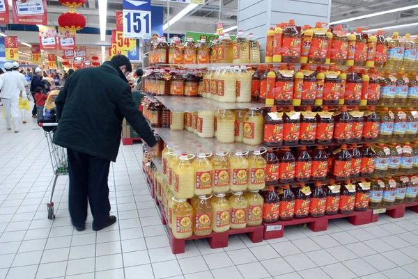 Compras Locais Petróleo Comestível Supermercado Pequim Janeiro 2008 — Fotografia de Stock