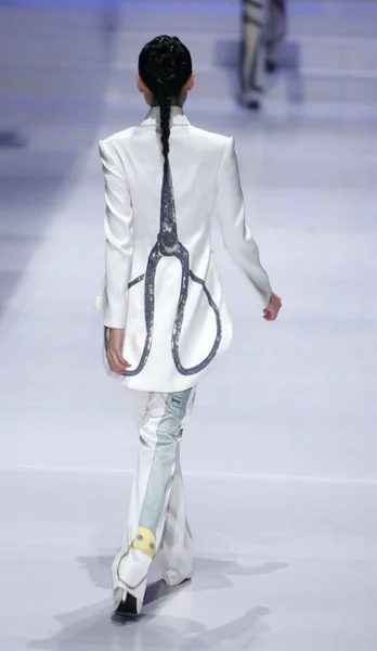 Čínský Model Průvody Čínské Tunika Suit Zhongshan Suit Koncept Kolekce — Stock fotografie