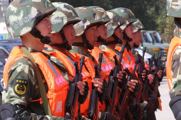 Estande Polícia Paramilitar Chinesa Durante Exercício Emergência Porto Sino Russo — Fotografia de Stock