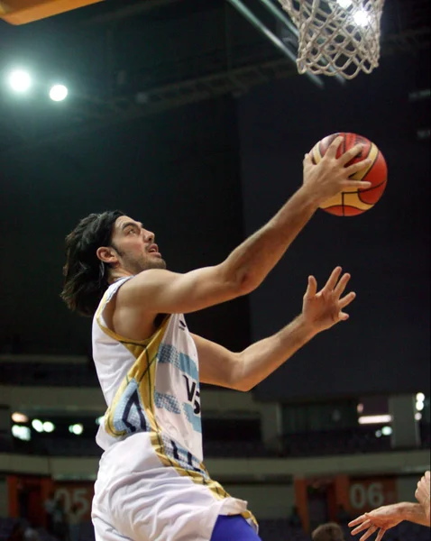 Argentinas Luis Scola Intenta Anotar Durante Partido Baloncesto Fiba 2008 — Foto de Stock