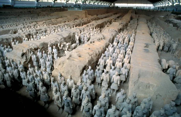 Terracotta Warriors Horses Seen Exhibited Pit Museum Terra Cotta Warriors — Stock Photo, Image