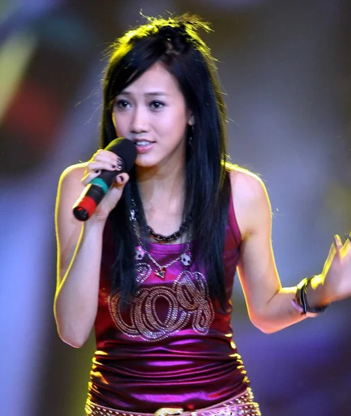 Chinese Internet Singer Xuan Performs Charity Concert Jinan East Chinas — Stock Photo, Image