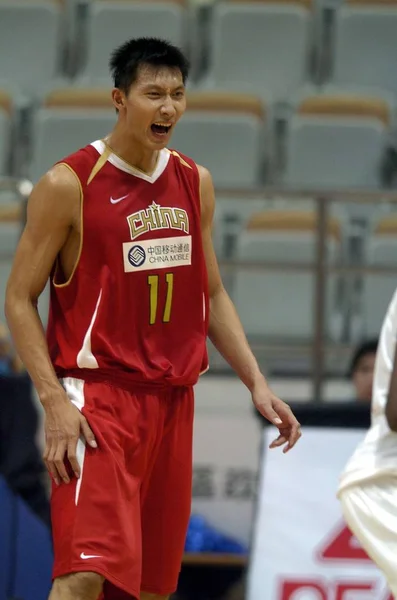 Chinas Jianlian Durante Partido Baloncesto Entre Equipo Nacional Baloncesto Chino —  Fotos de Stock