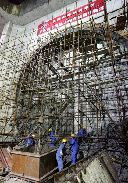 Över Kinesiska Arbetare Byggplatsen Wuhan Yangtze River Tunnel Wuhan Centrala — Stockfoto