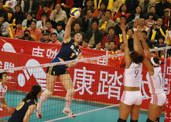 Wang Yimei China Quebra Bola Durante Terceiro Jogo Série Amigável — Fotografia de Stock