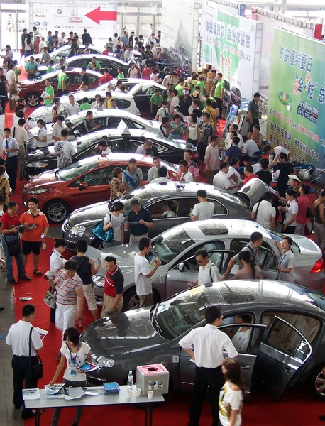 Une Foule Visiteurs Assiste Salon Automobile Nanjing Dans Est Province — Photo