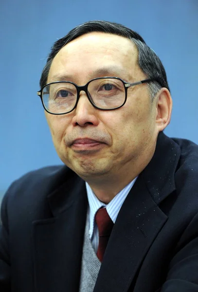 2009年11月1日 在中国北京举行的中国学习学院揭幕仪式上 陈莱教授被任命为清华大学中国学习学院第一院长 — 图库照片