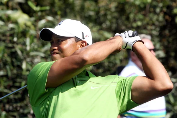 Golfista Statunitense Tiger Woods Gioca Tiro Durante Evento Pro Del — Foto Stock