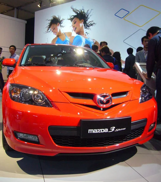 Nézd Mazda Autó Kocsi Kína 2008 Peking 2008 Április — Stock Fotó