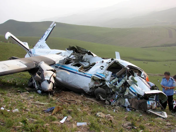 Trabajadores Chinos Rescate Buscan Víctimas Sobrevivientes Avión Que Estrelló Ciudad — Foto de Stock