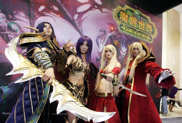 Artistas Chineses Cosplay Posam Estande Jogo Online World Warcraft Durante — Fotografia de Stock