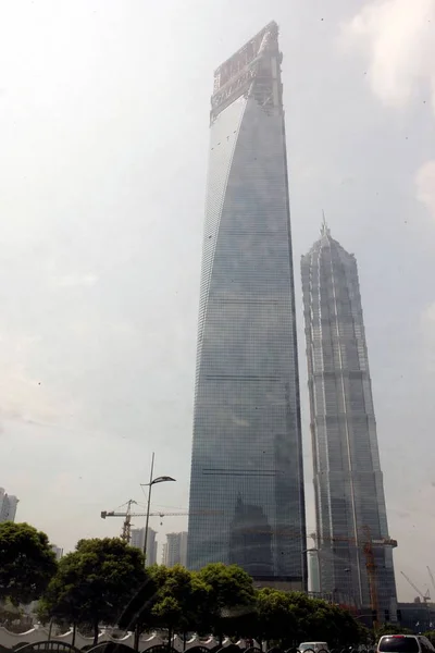 Vista Del Centro Financiero Mundial Shanghai Izquierda Torre Jinmao Pudong —  Fotos de Stock
